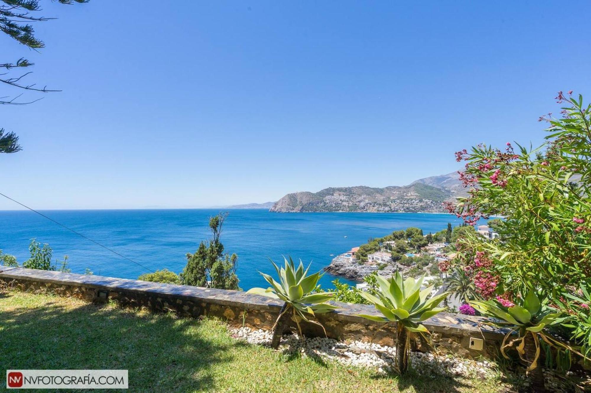 Sunny Villa With Private Pool In Almunecar Ла-Эррадура Экстерьер фото